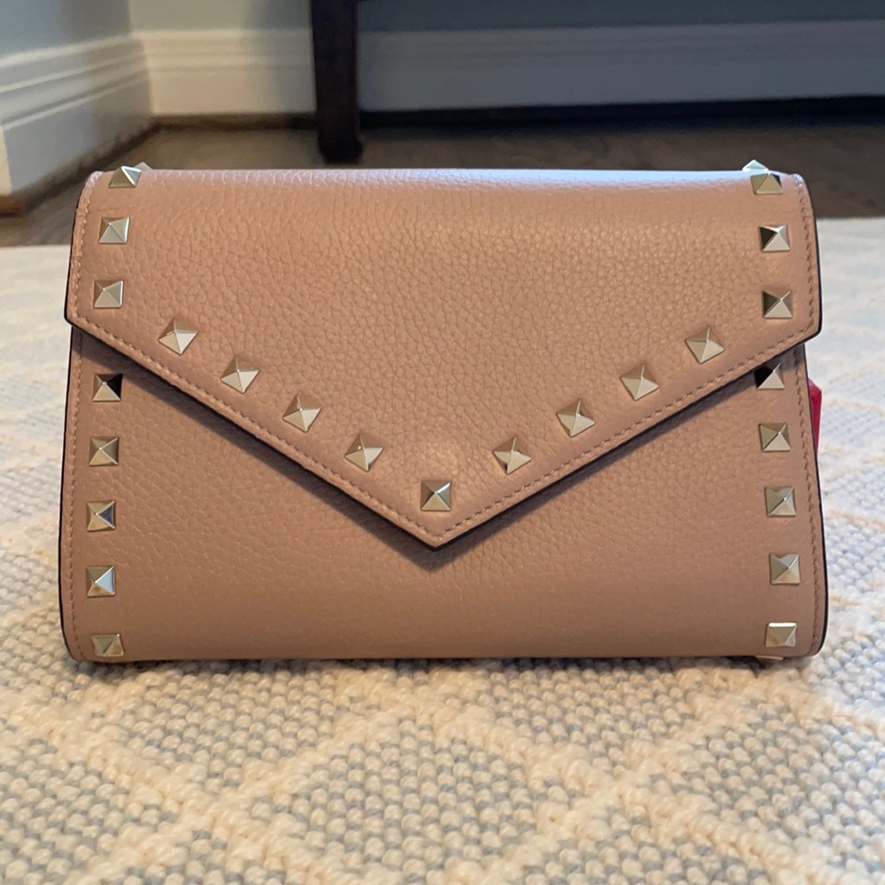 VALENTINO Wallet on Chain